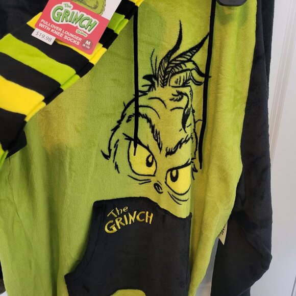 Dr. Seuss The Grinch Women’s Sleep Hoodie Lounger + Socks Set, Size - Medium NWT - Picture 7 of 7